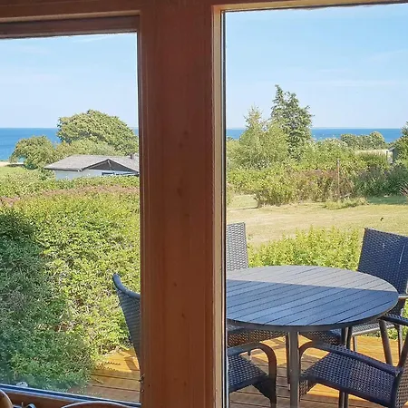 4 Person In Augustenborg-by Traum *